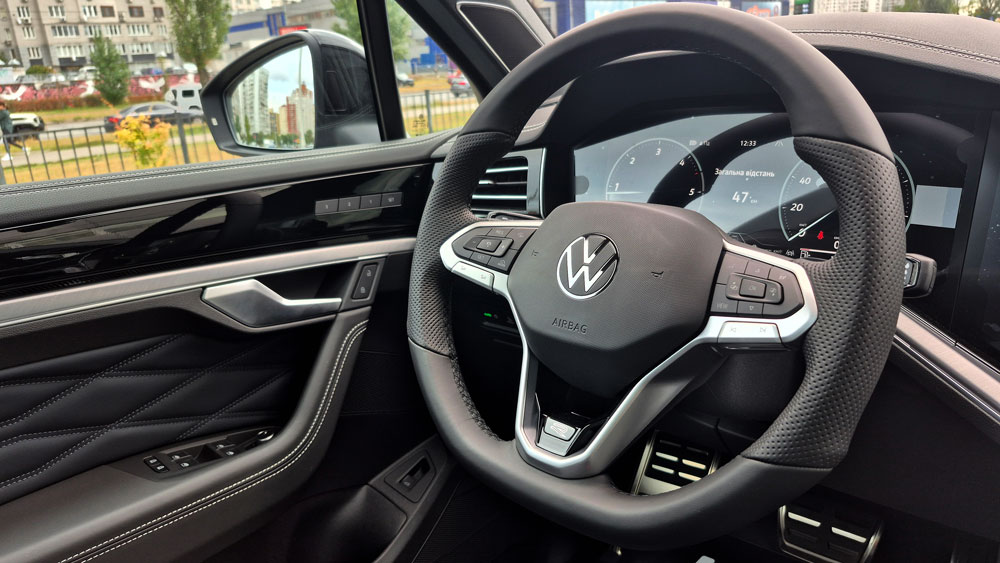Зображення Touareg R-Line Final Edition2 3.0 V6 TDI