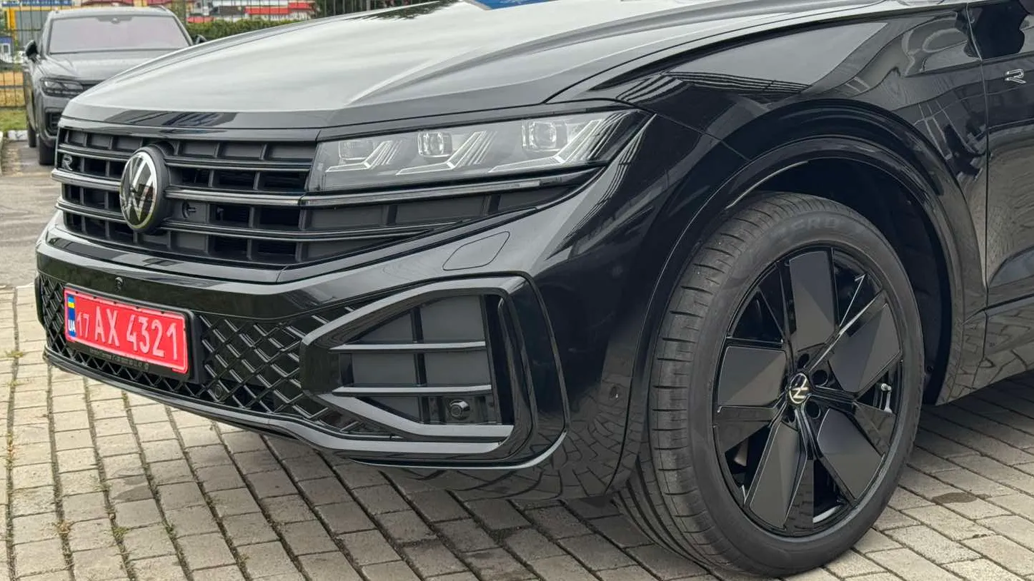 Зображення Touareg R-Line Final Edition2 3.0 V6 TDI