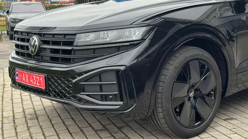 Зображення Touareg R-Line Final Edition2 3.0 V6 TDI