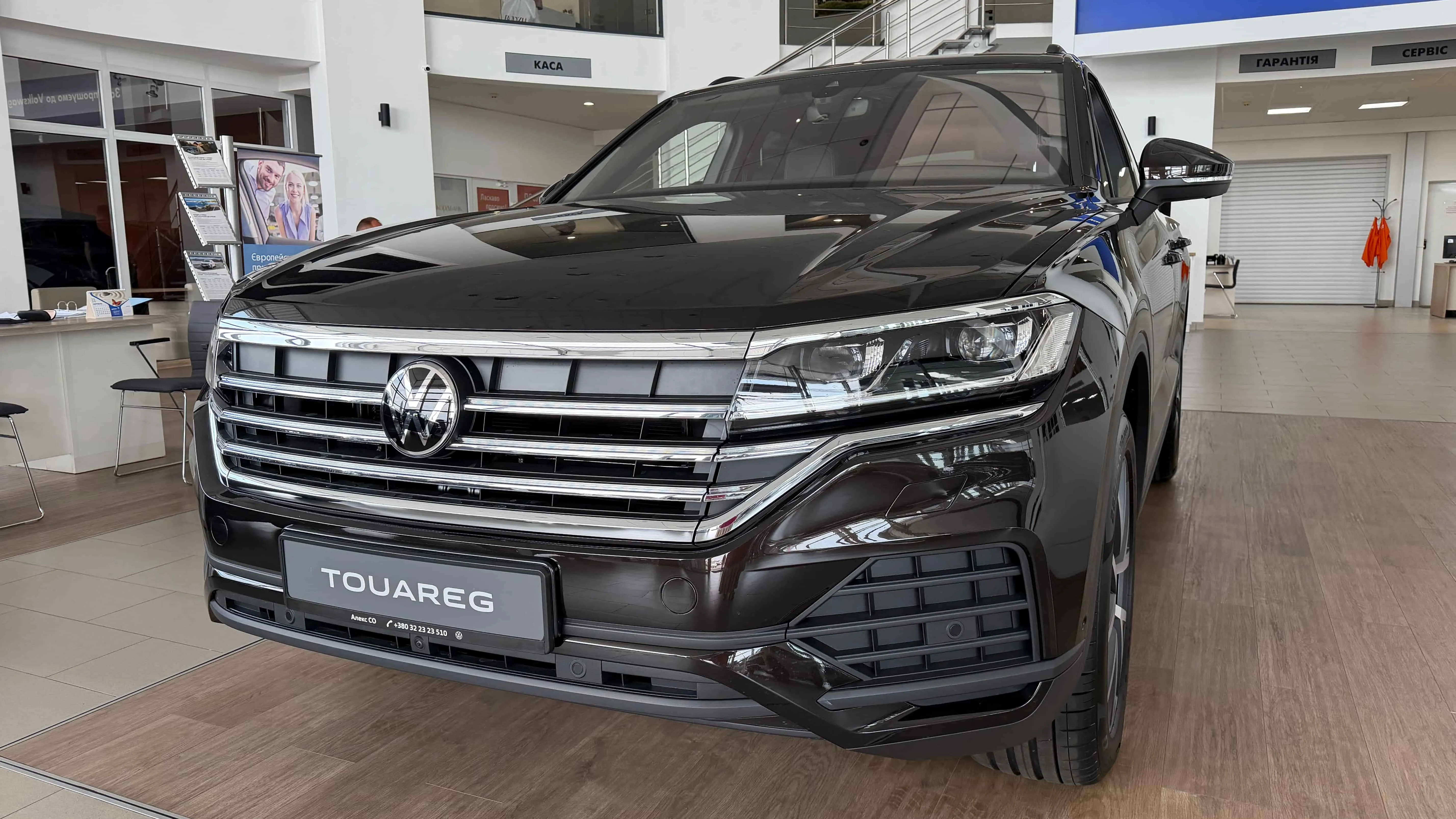 Зображення Touareg Silver+ 3.0 V6 TFSI