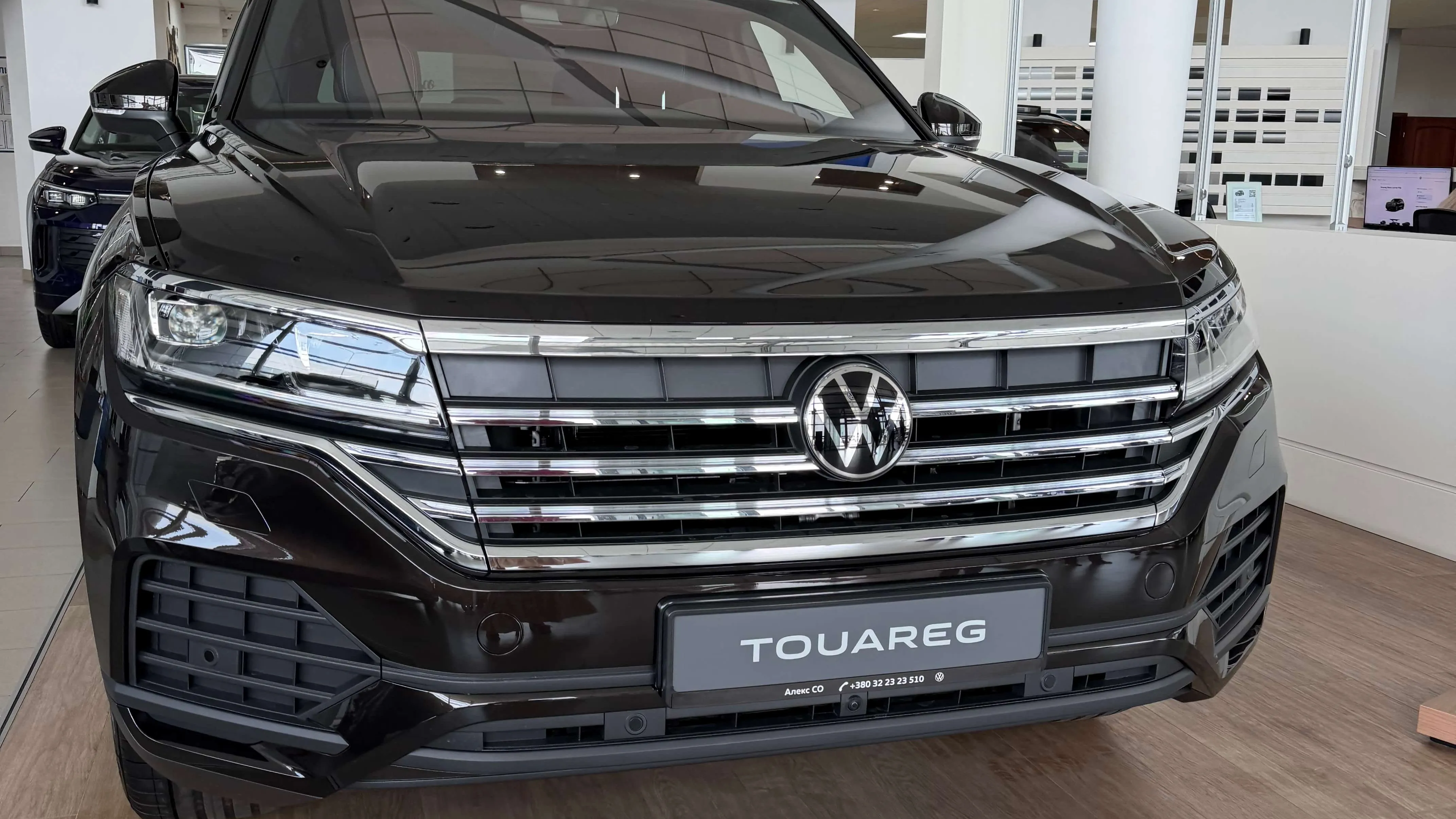 Зображення Touareg Silver+ 3.0 V6 TFSI