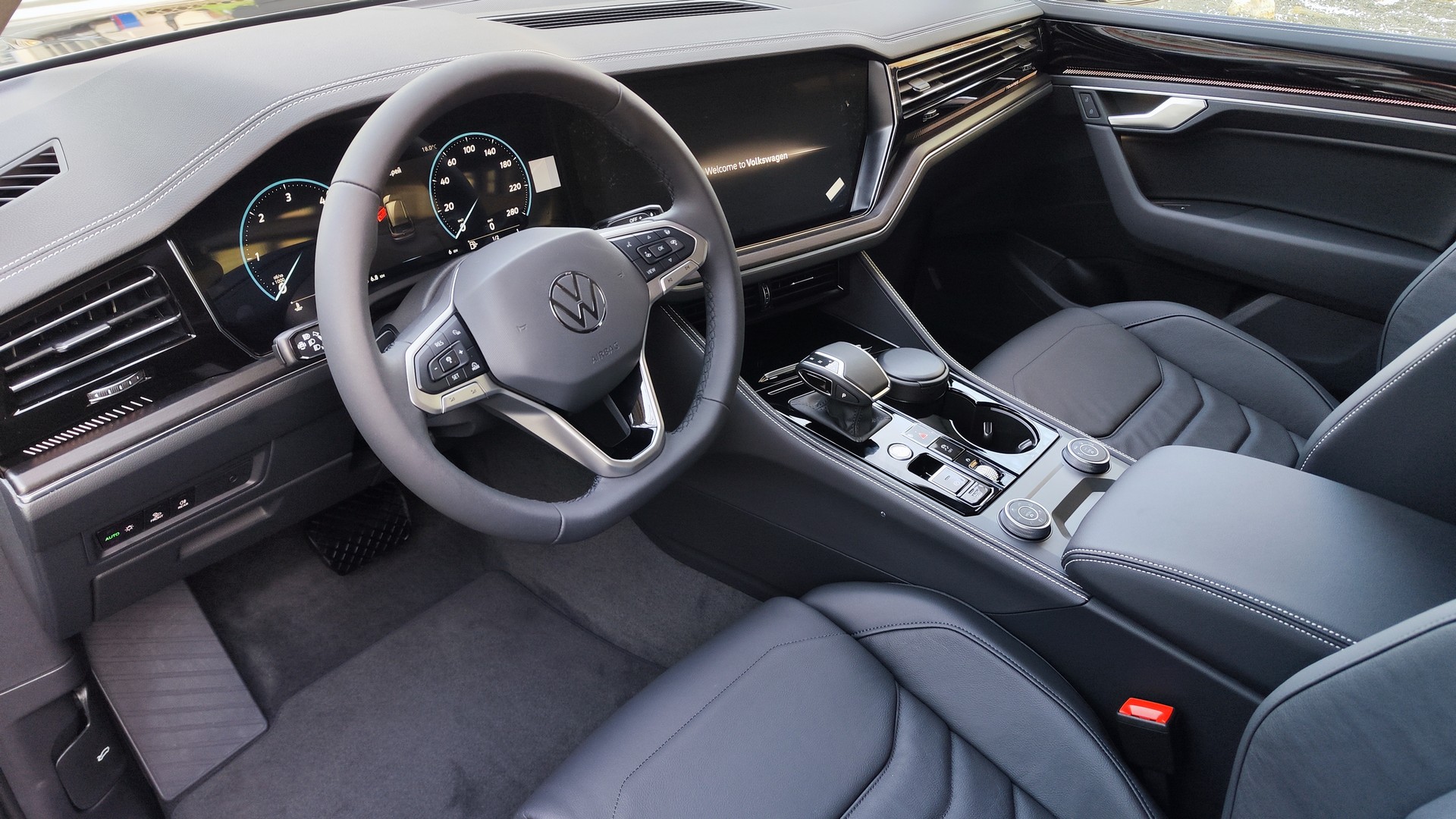 Зображення Touareg Silver 3.0 V6 TDI