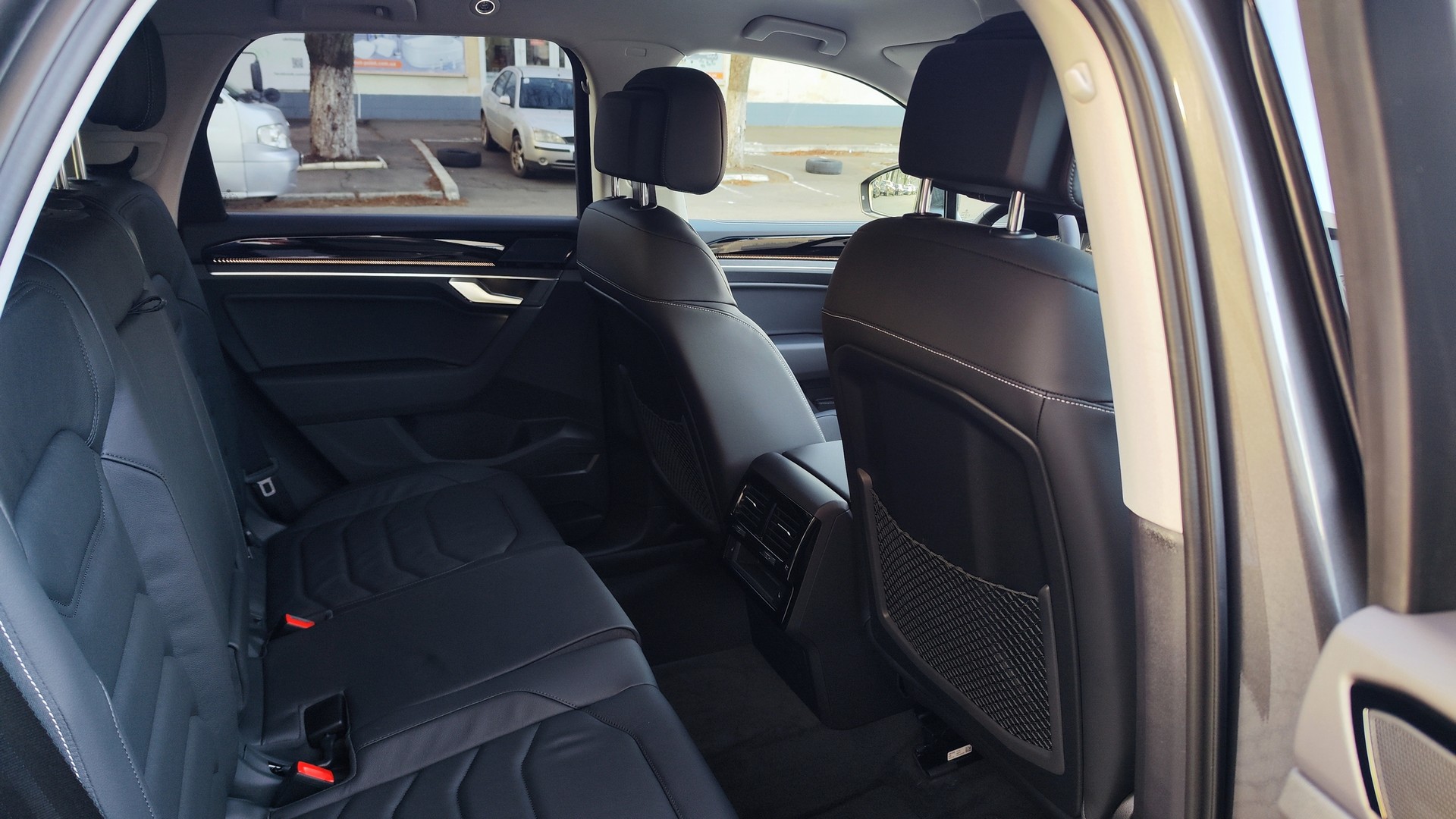 Зображення Touareg Silver 3.0 V6 TDI