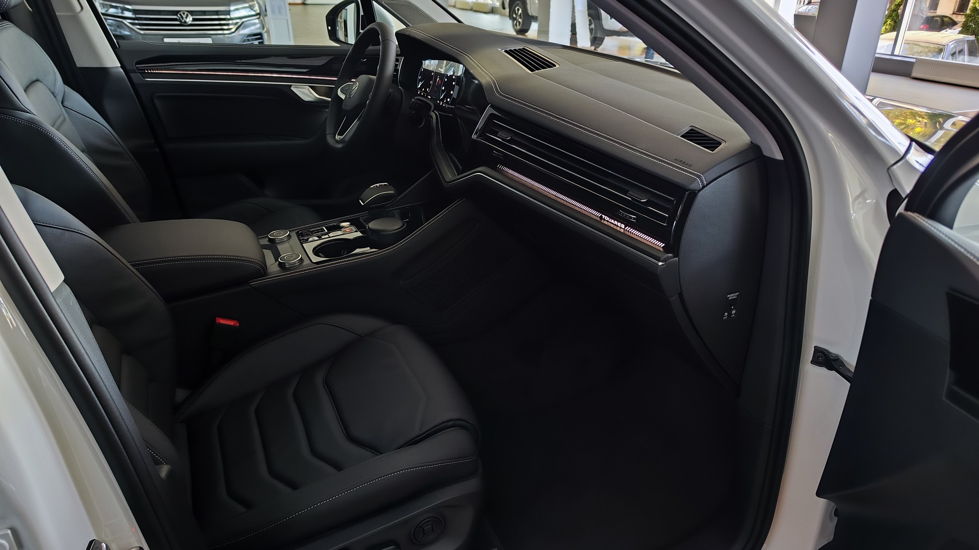 Зображення Touareg Silver 3.0 V6 TDI