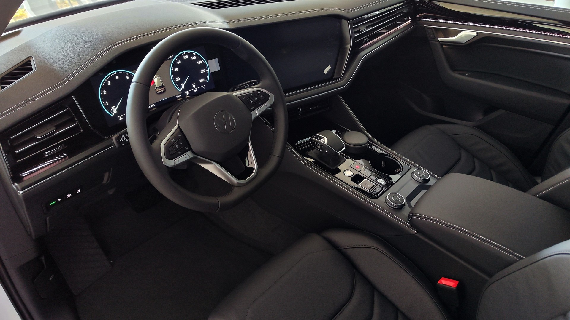 Зображення Touareg Silver 3.0 V6 TDI