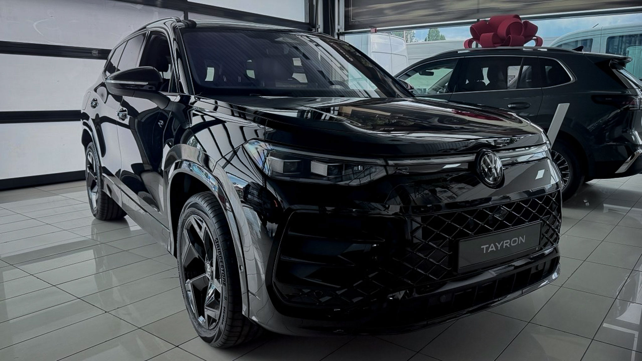 Зображення Tayron R-Line Platinum 2.0 TDI 4M