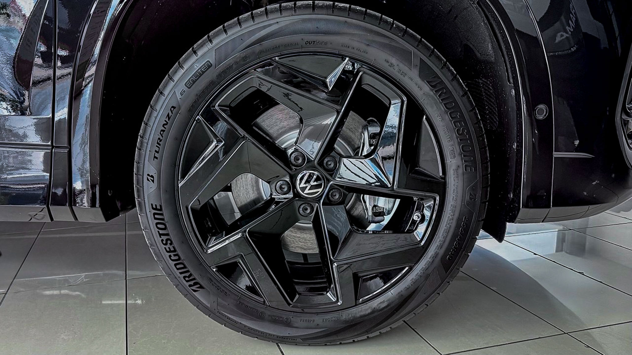 Зображення Tayron R-Line Platinum 2.0 TDI 4M