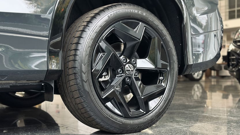 Зображення Tayron R-Line Platinum 2.0 TDI 4M