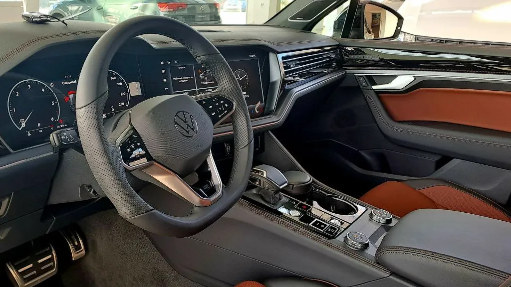 Зображення Touareg R-Line Platinum1 3.0 V6 TDI