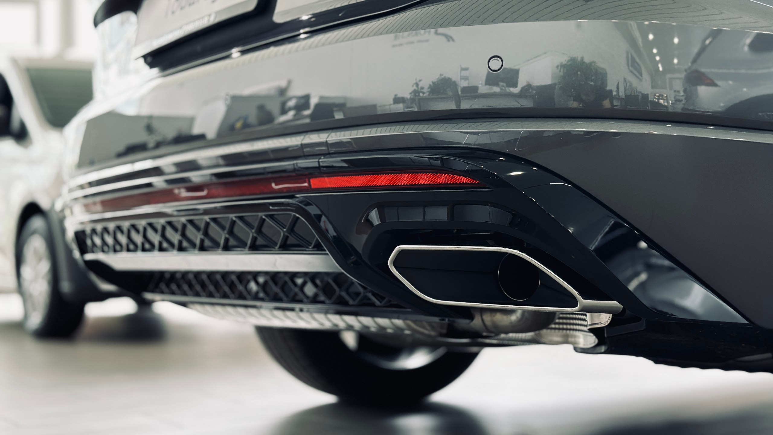 Зображення Touareg R-Line Platinum1 3.0 V6 TDI