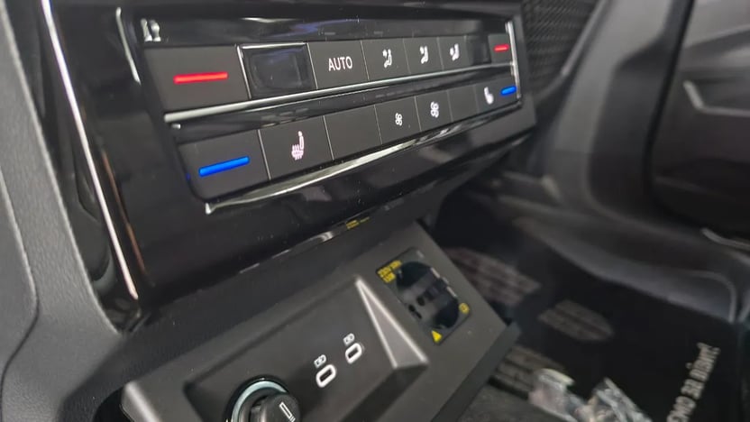 Зображення Touareg R-Line Platinum1 3.0 V6 TDI