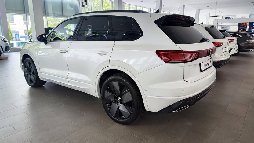Зображення Touareg R-Line Final Edition2 3.0 V6 TDI