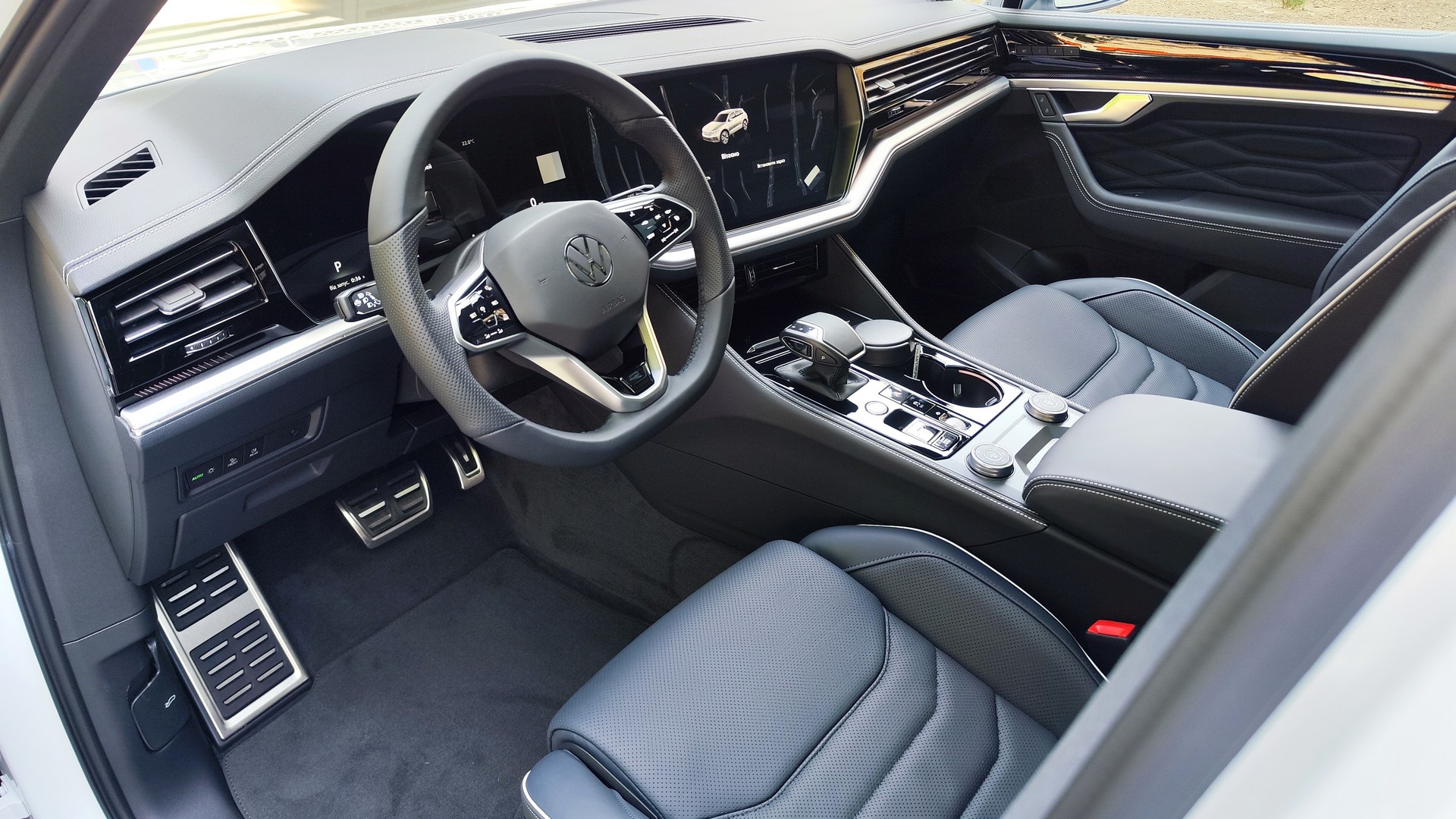 Зображення Touareg R-Line Final Edition2 3.0 V6 TDI
