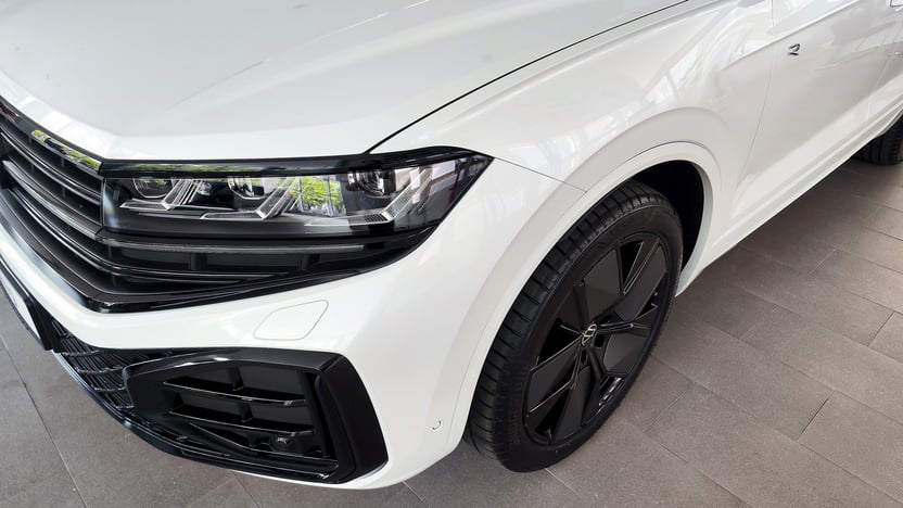 Зображення Touareg R-Line Final Edition2 3.0 V6 TDI