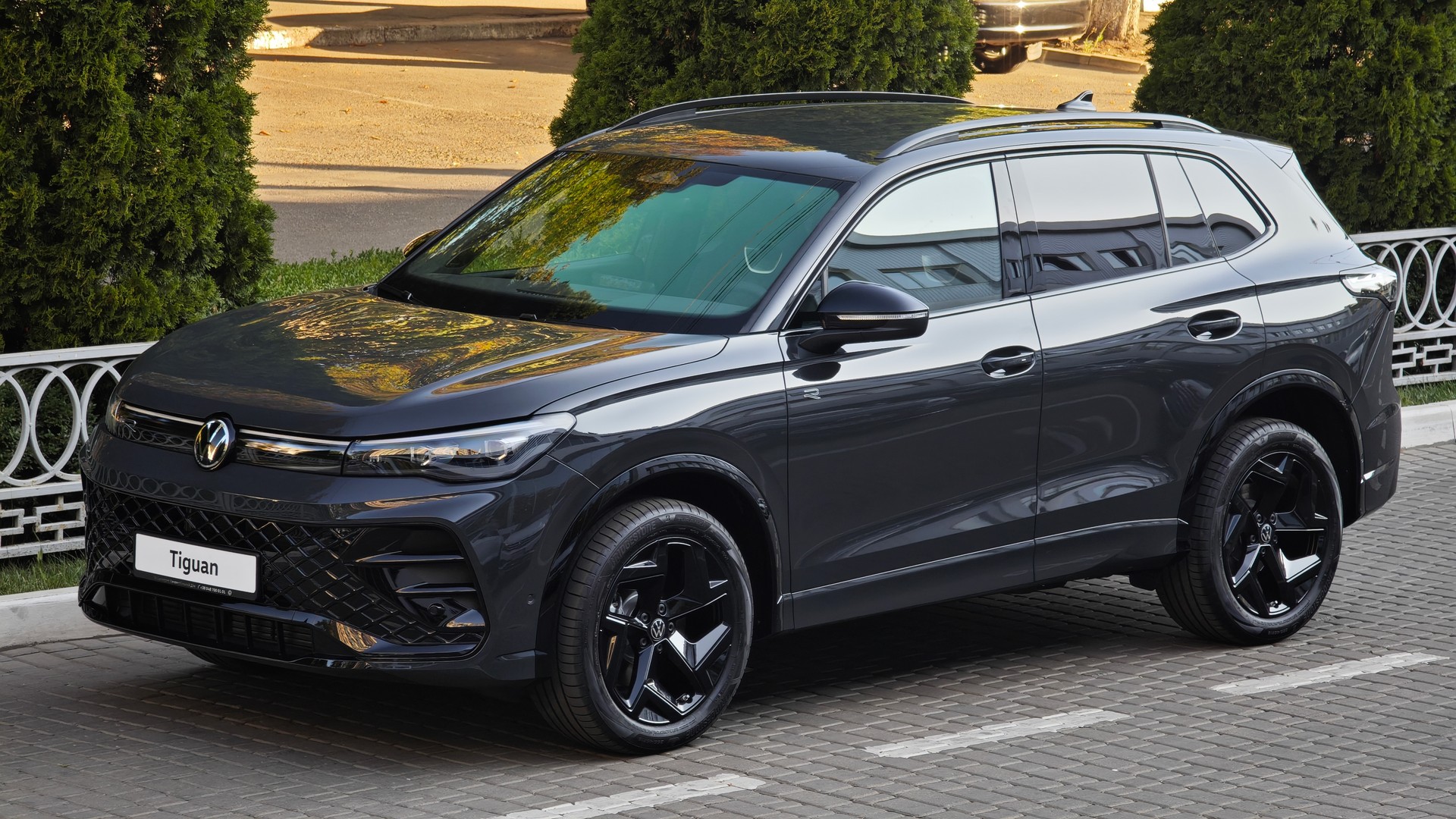 Зображення Tiguan R-Line 2.0 TSI 4Motion