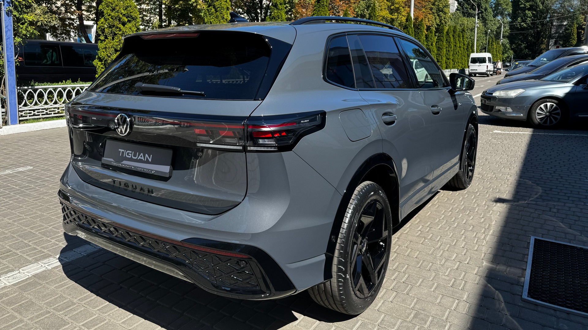 Зображення Tiguan R-Line+ 2.0 TDI 4Motion