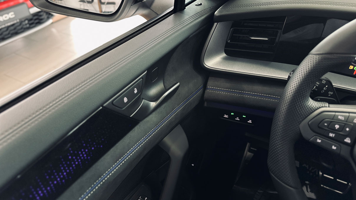 Зображення Tayron R-Line Platinum 2.0 TDI 4M