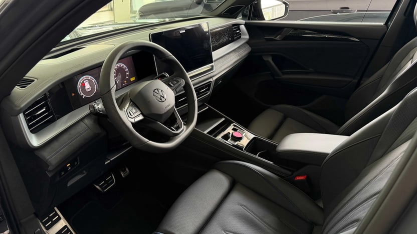 Зображення Tayron R-Line Platinum 2.0 TSI 4M