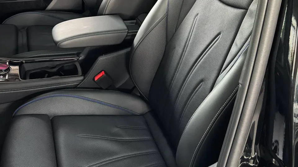Зображення Tayron R-Line Platinum 2.0 TSI 4M