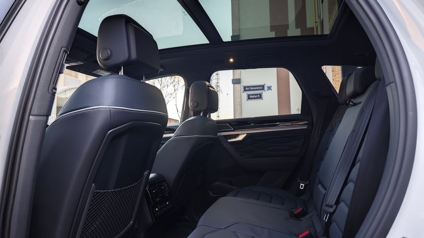 Зображення Touareg R-Line Final Edition2 3.0 V6 TDI