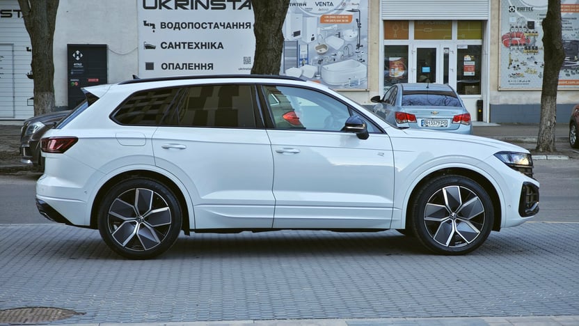 Зображення Touareg R-Line Final Edition2 3.0 V6 TDI