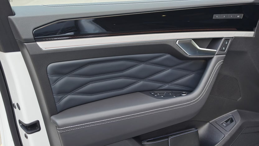Зображення Touareg R-Line Final Edition2 3.0 V6 TDI
