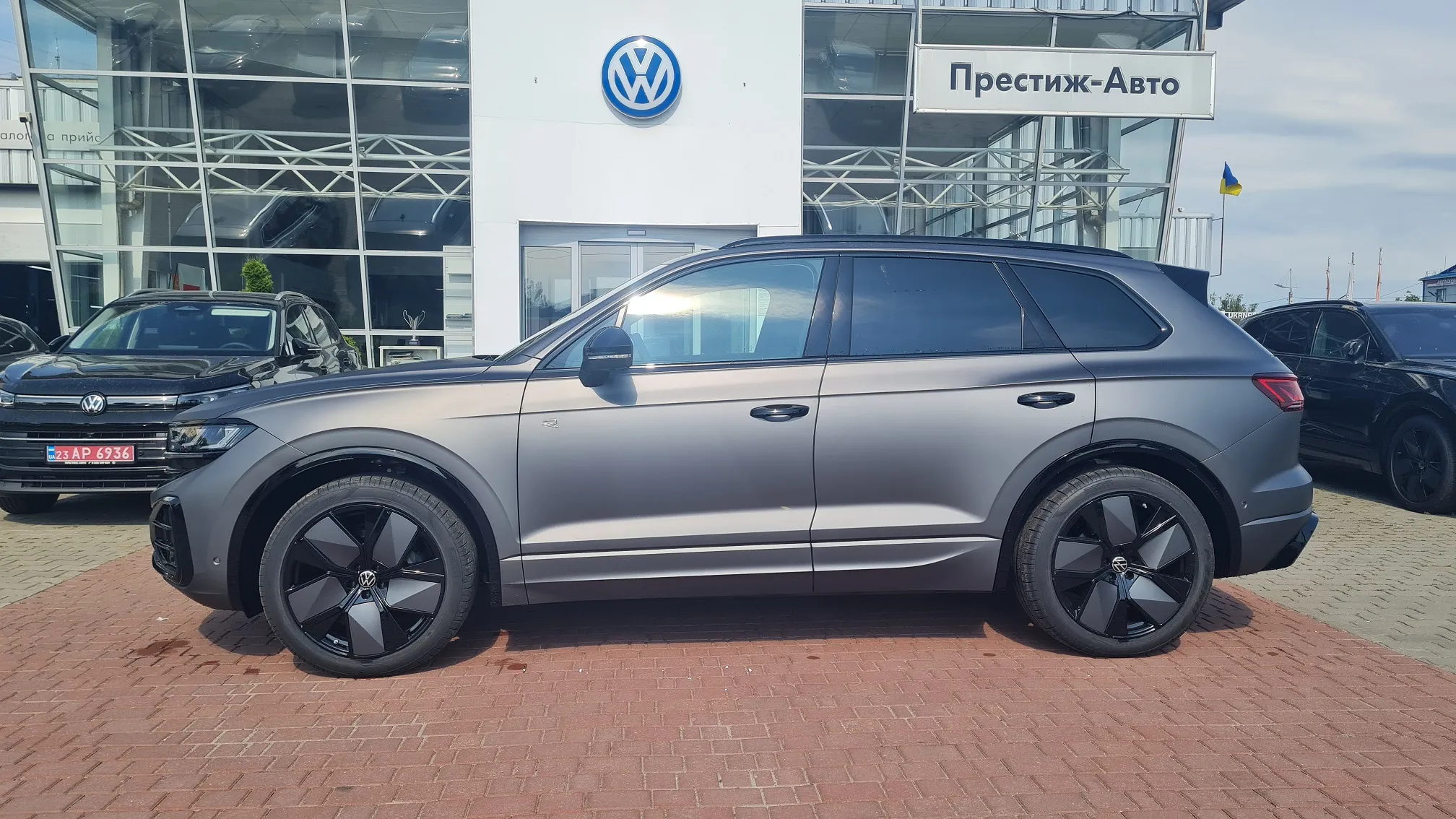 Зображення Touareg R-Line Final Edition1 3.0 V6 TDI