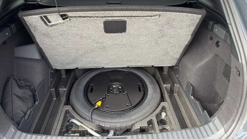 Зображення Tayron R-Line Platinum 2.0 TSI 4M
