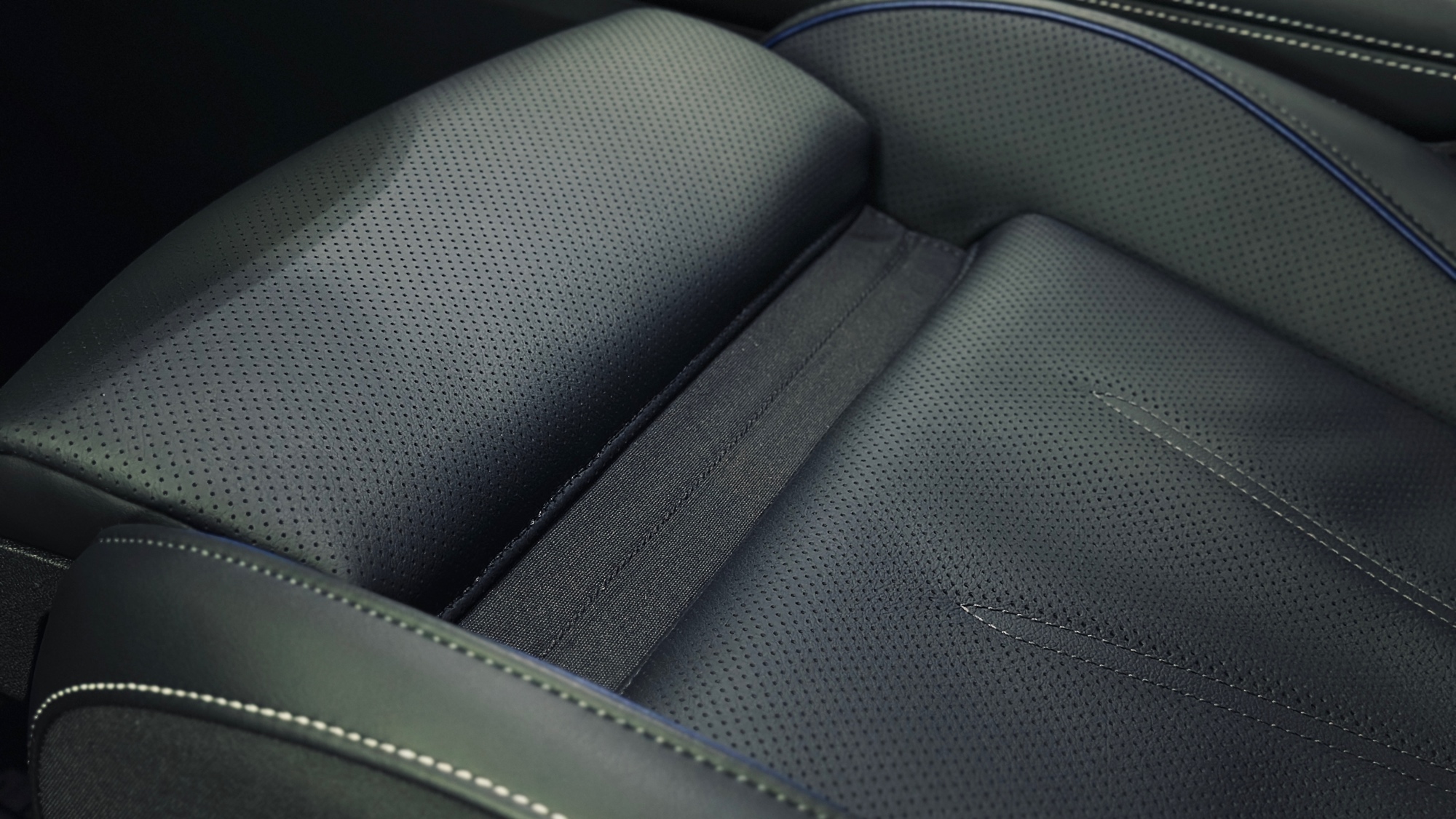 Зображення Tayron R-Line Platinum 2.0 TSI 4M