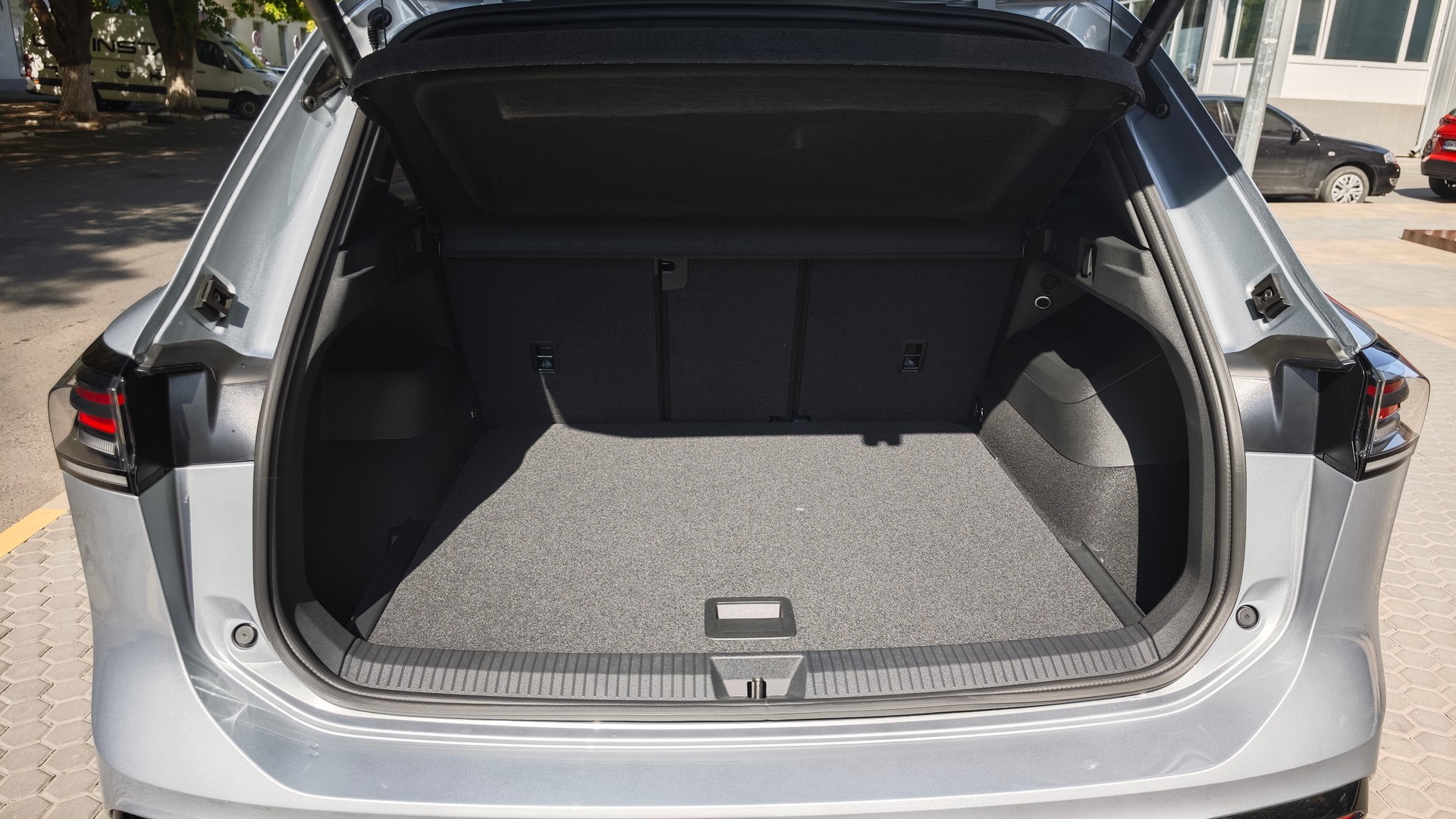 Зображення Tiguan R-Line+ 2.0 TDI 4Motion