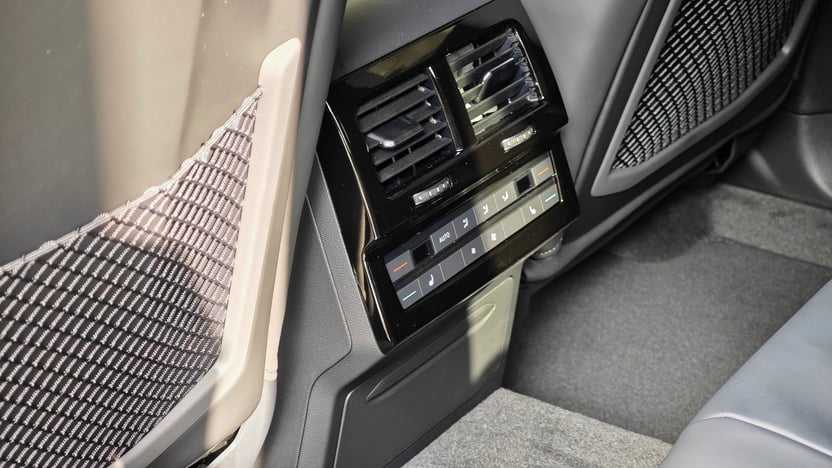 Зображення Touareg R-Line Final Edition2 3.0 V6 TDI