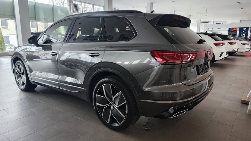Зображення Touareg R-Line Final Edition2 3.0 V6 TDI