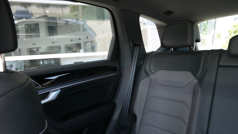 Зображення Touareg R-Line Platinum1 3.0 V6 TDI