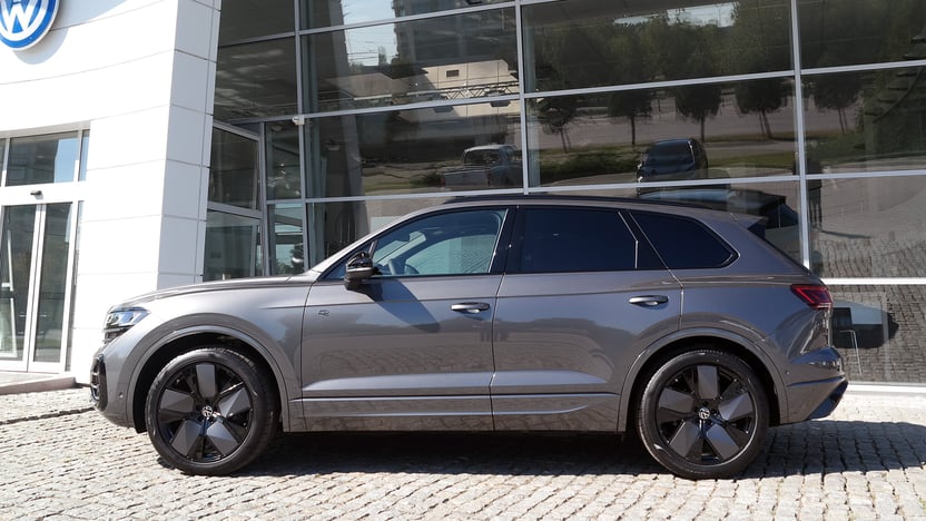 Зображення Touareg R-Line Platinum1 3.0 V6 TDI