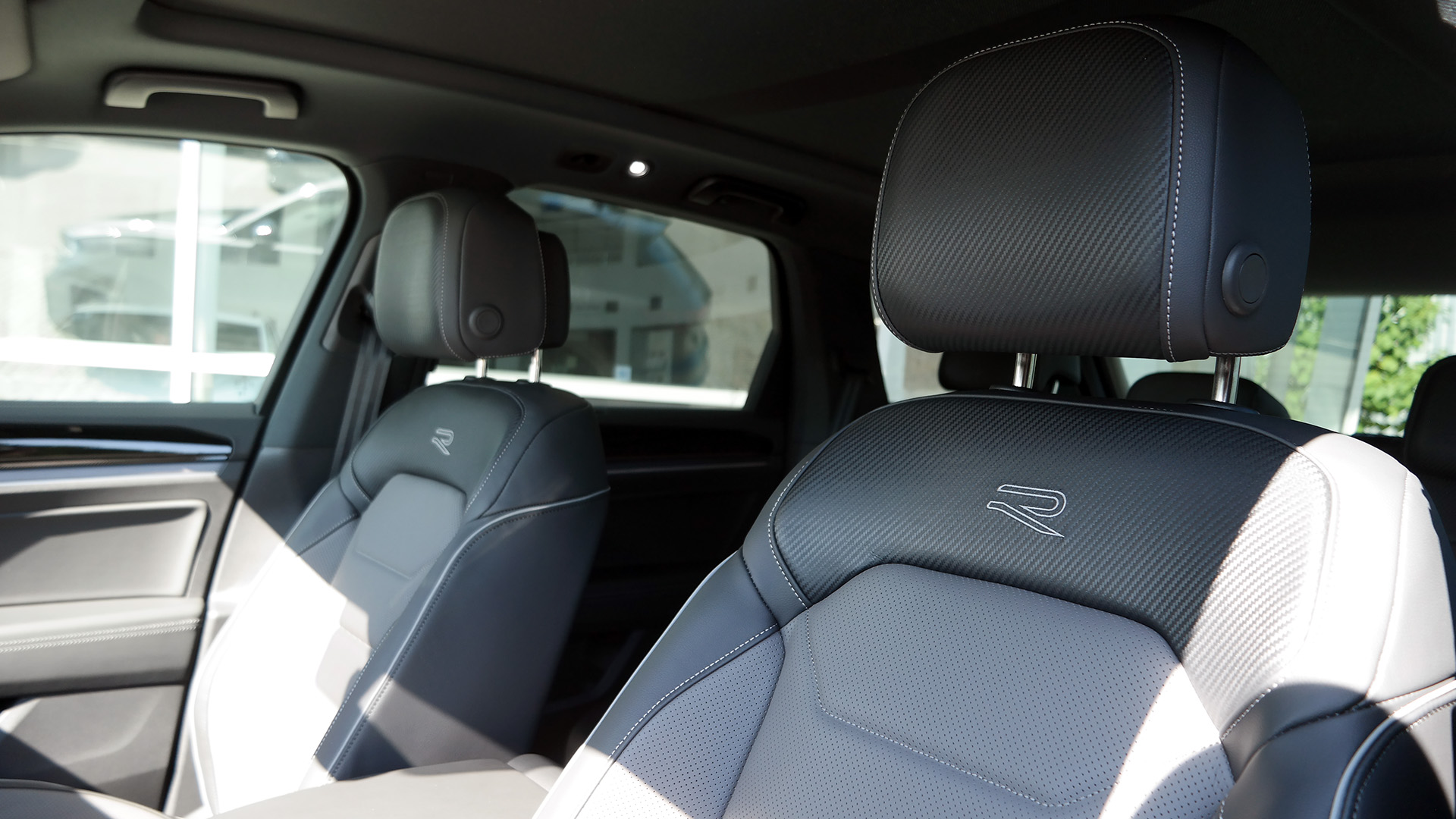 Зображення Touareg R-Line Platinum1 3.0 V6 TDI