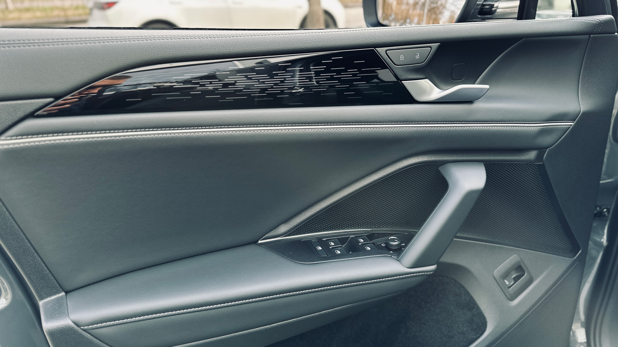 Зображення Tiguan Elegance 2.0 TDI 4Motion