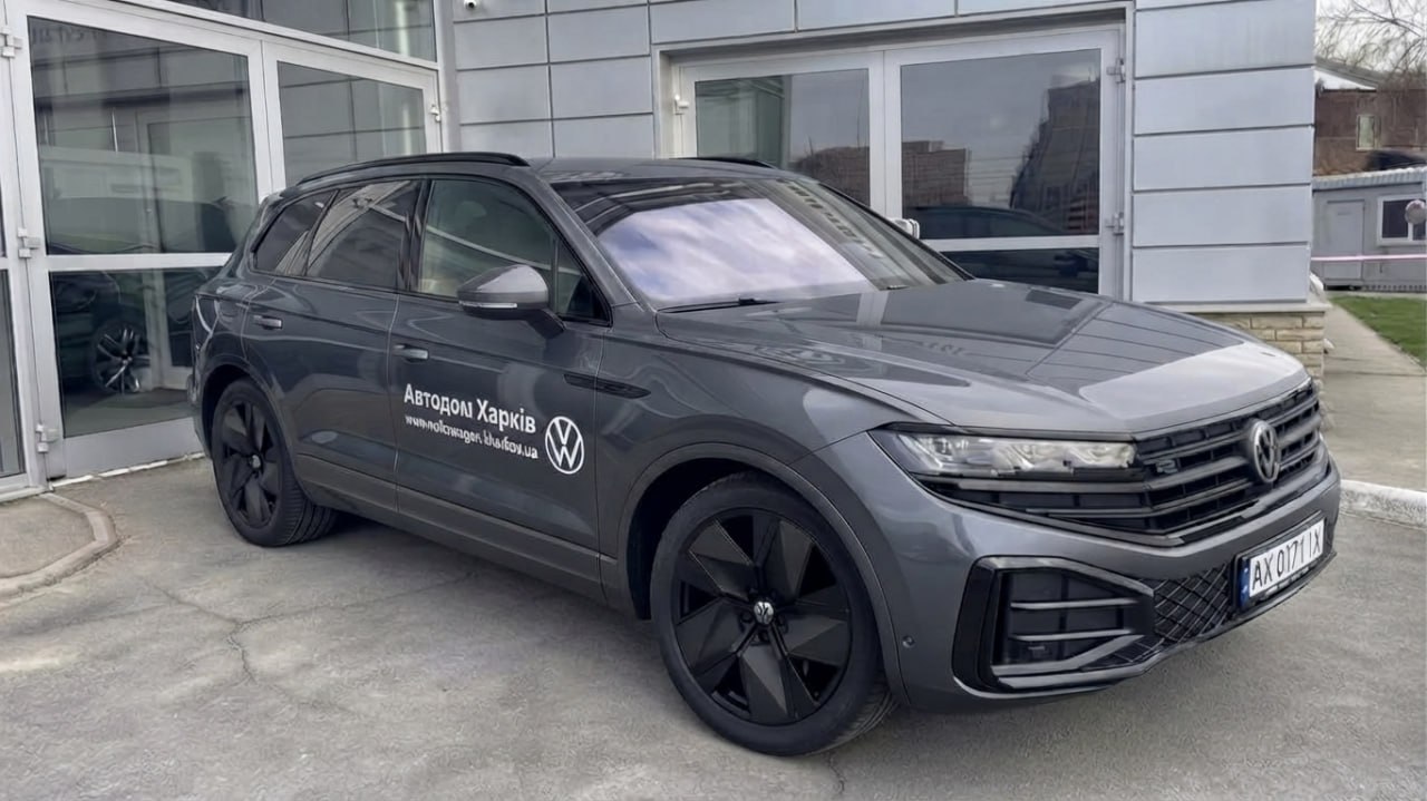 Зображення Touareg R-Line Final Edition2 3.0 V6 TDI