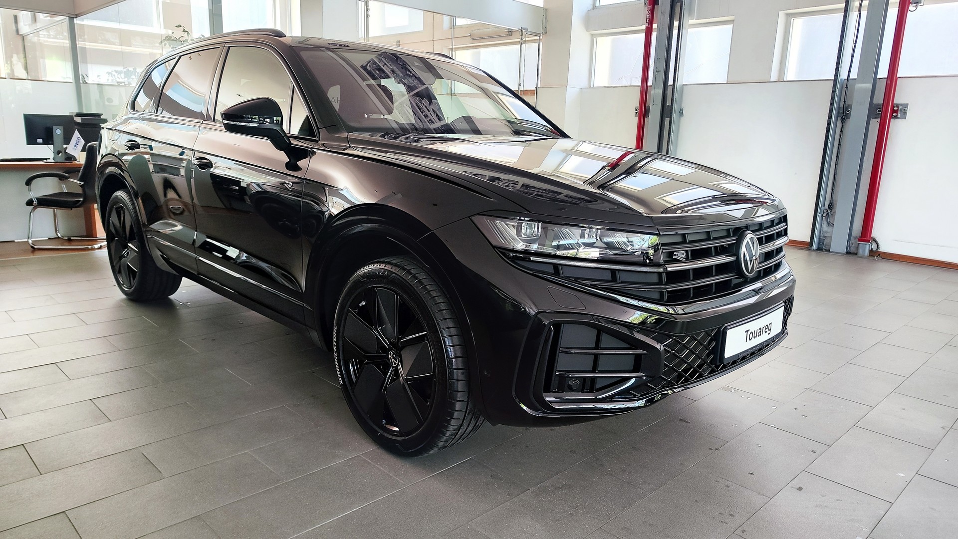 Зображення Touareg R-Line Final Edition2 3.0 V6 TDI