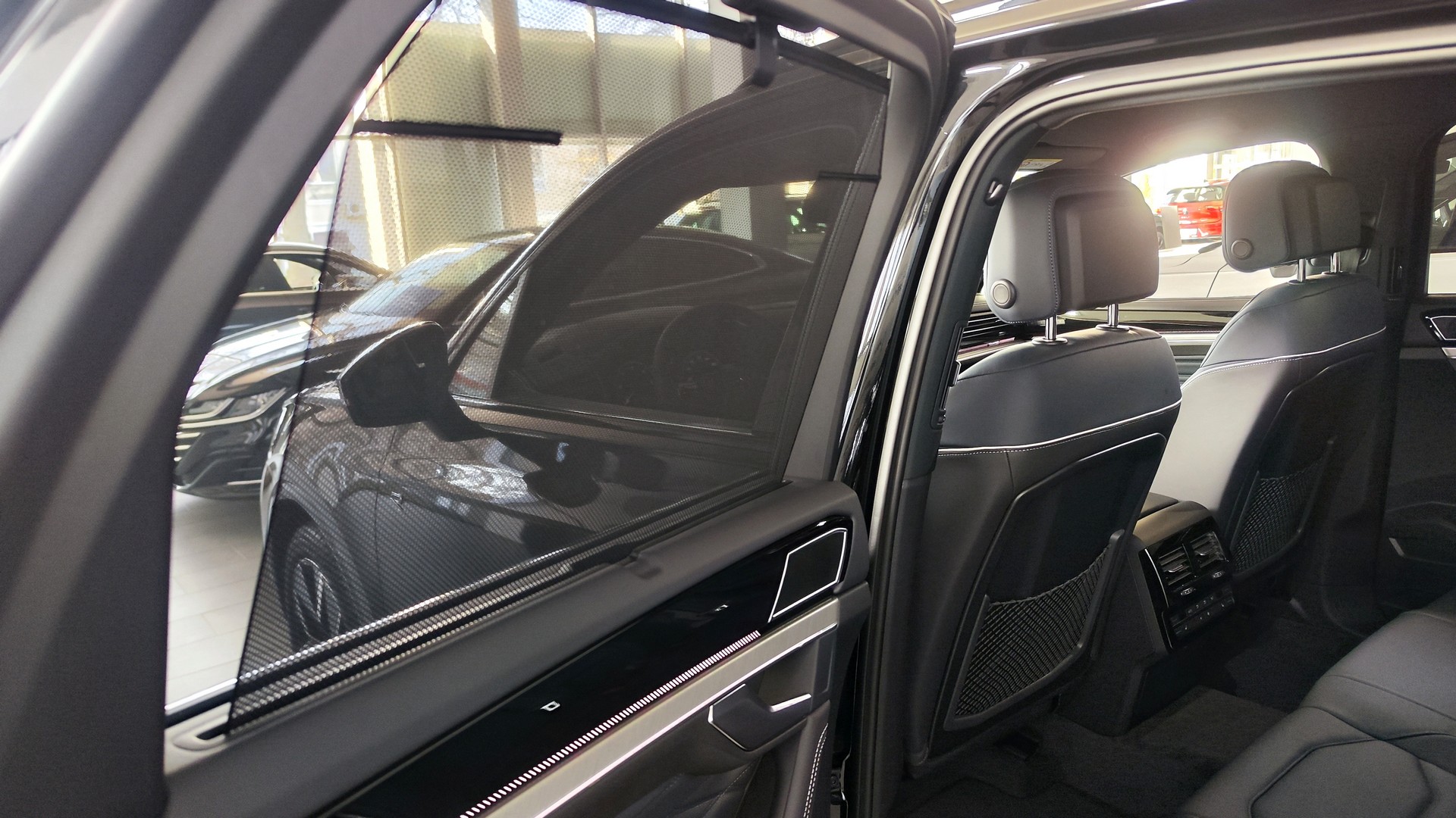 Зображення Touareg R-Line Final Edition2 3.0 V6 TDI