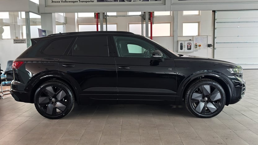 Зображення Touareg R-Line Final Edition2 3.0 V6 TDI