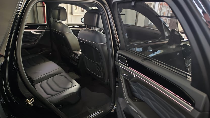 Зображення Touareg R-Line Final Edition2 3.0 V6 TDI