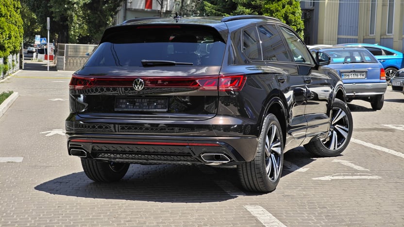 Зображення Touareg R-Line Platinum3 3.0 V6 TDI