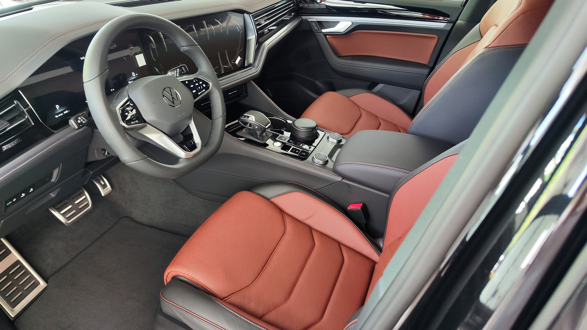 Зображення Touareg R-Line Platinum3 3.0 V6 TDI