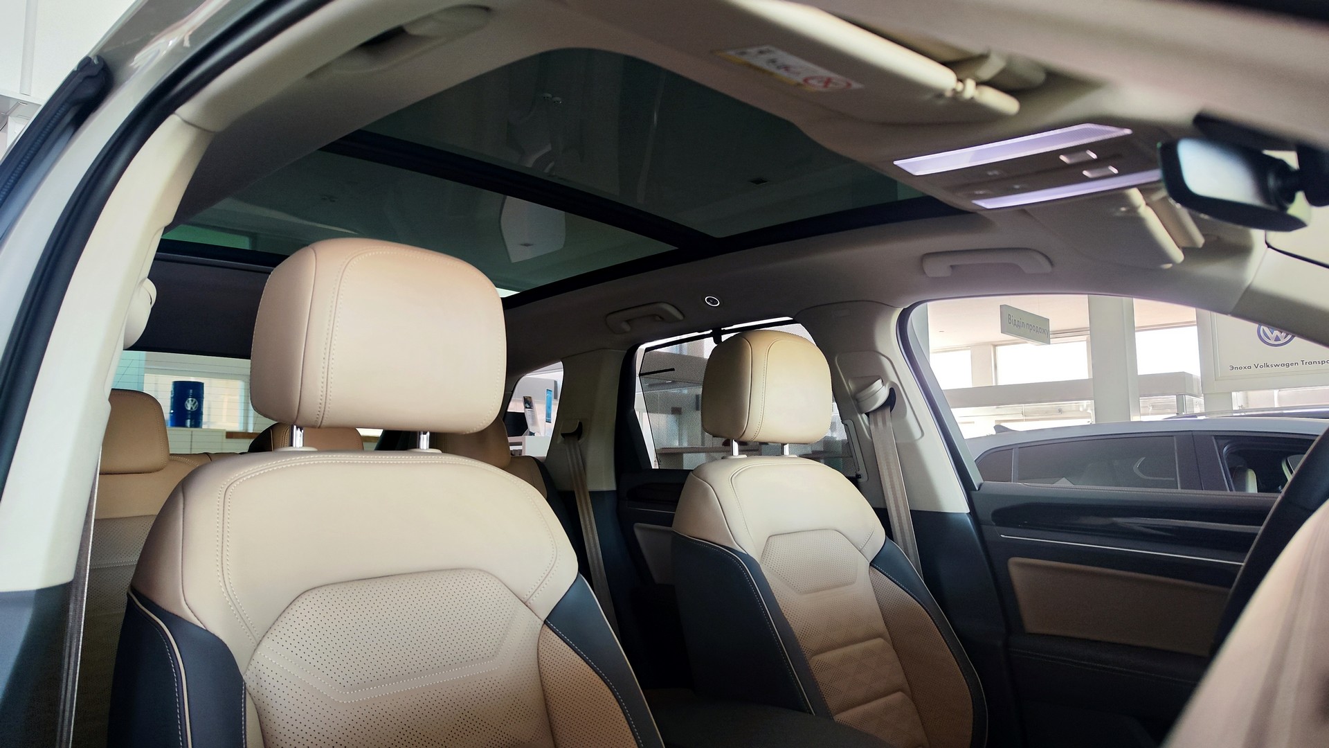 Зображення Touareg R-Line Platinum1 3.0 V6 TDI