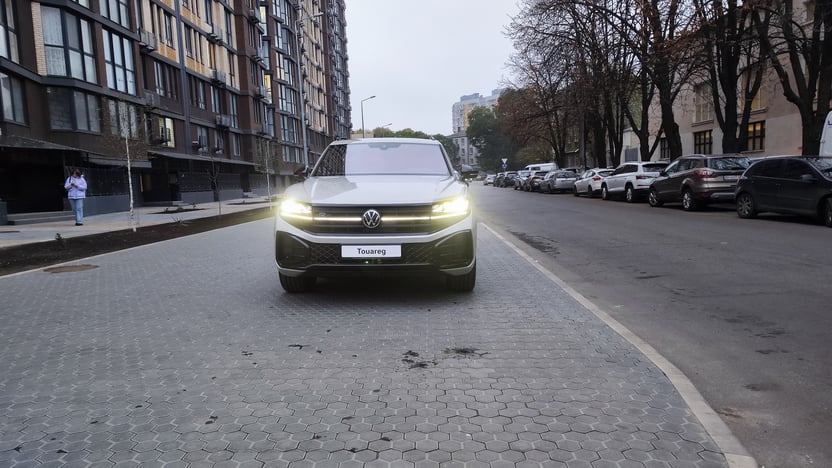 Зображення Touareg R-Line Platinum1 3.0 V6 TDI
