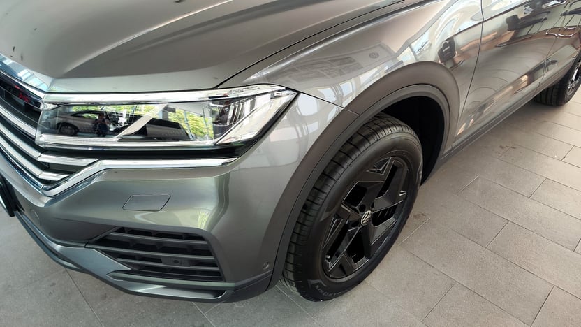 Зображення Touareg Silver+ 3.0 V6 TFSI