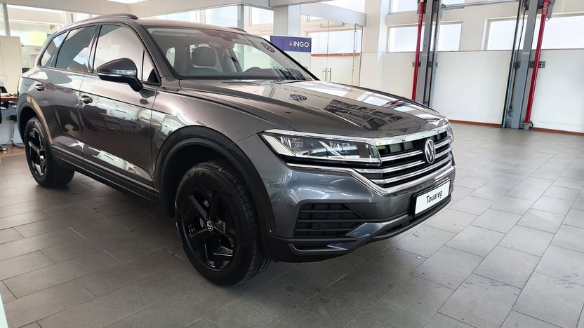 Зображення Touareg Silver+ 3.0 V6 TFSI